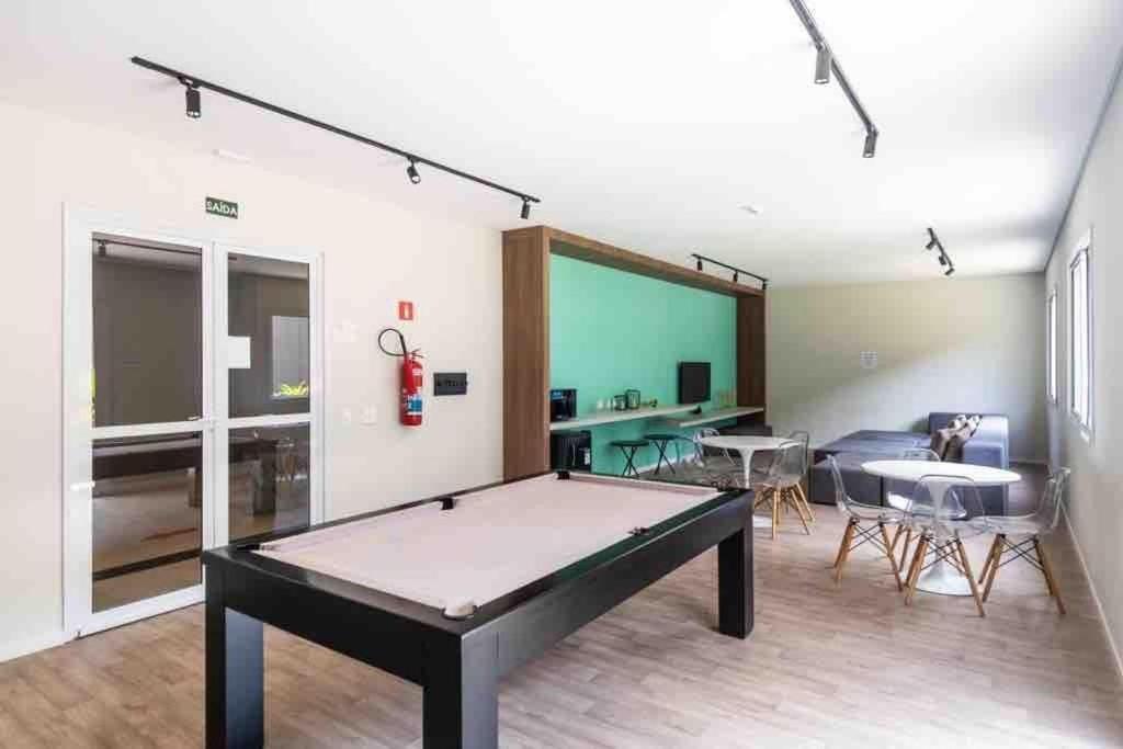 Mv63 - Lindo Com Piscina Prox Ao Metro Bras